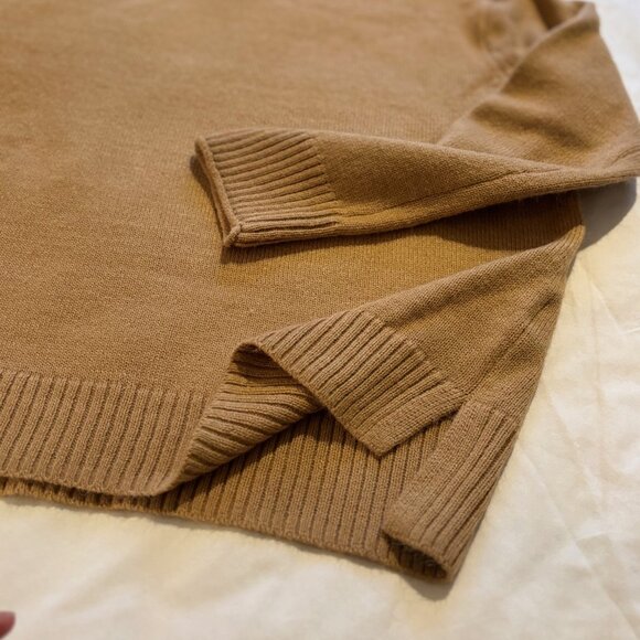 Like New Banana Republic Factory Lofty Sweater – Camel – PXS - Picture 5 of 5